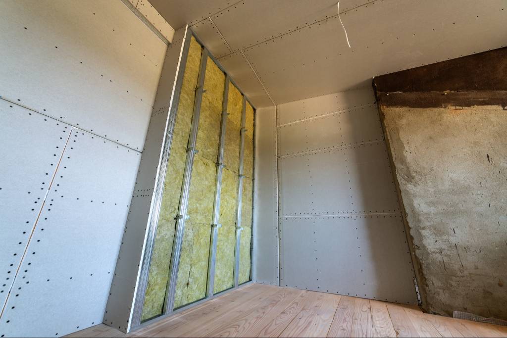 How Insulation Reduces HVAC Costs in Metal Buildings